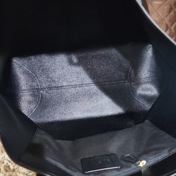 Coach Signature City Tote with Leather Trim With Dustbag.NWOT! - Picture 3 of 5